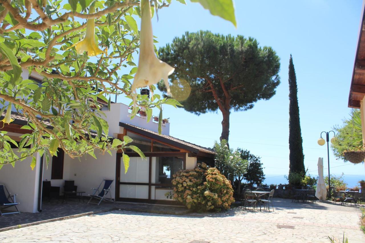 Villa Incanto B&B Caprioli Exterior photo