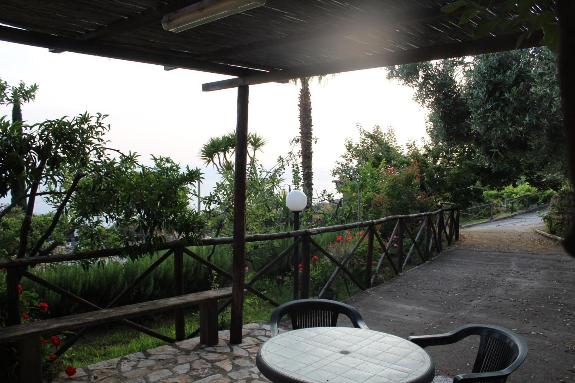 Villa Incanto B&B Caprioli Exterior photo