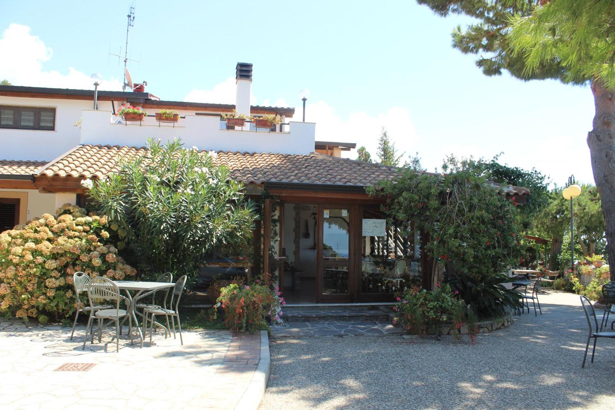 Villa Incanto B&B Caprioli Exterior photo